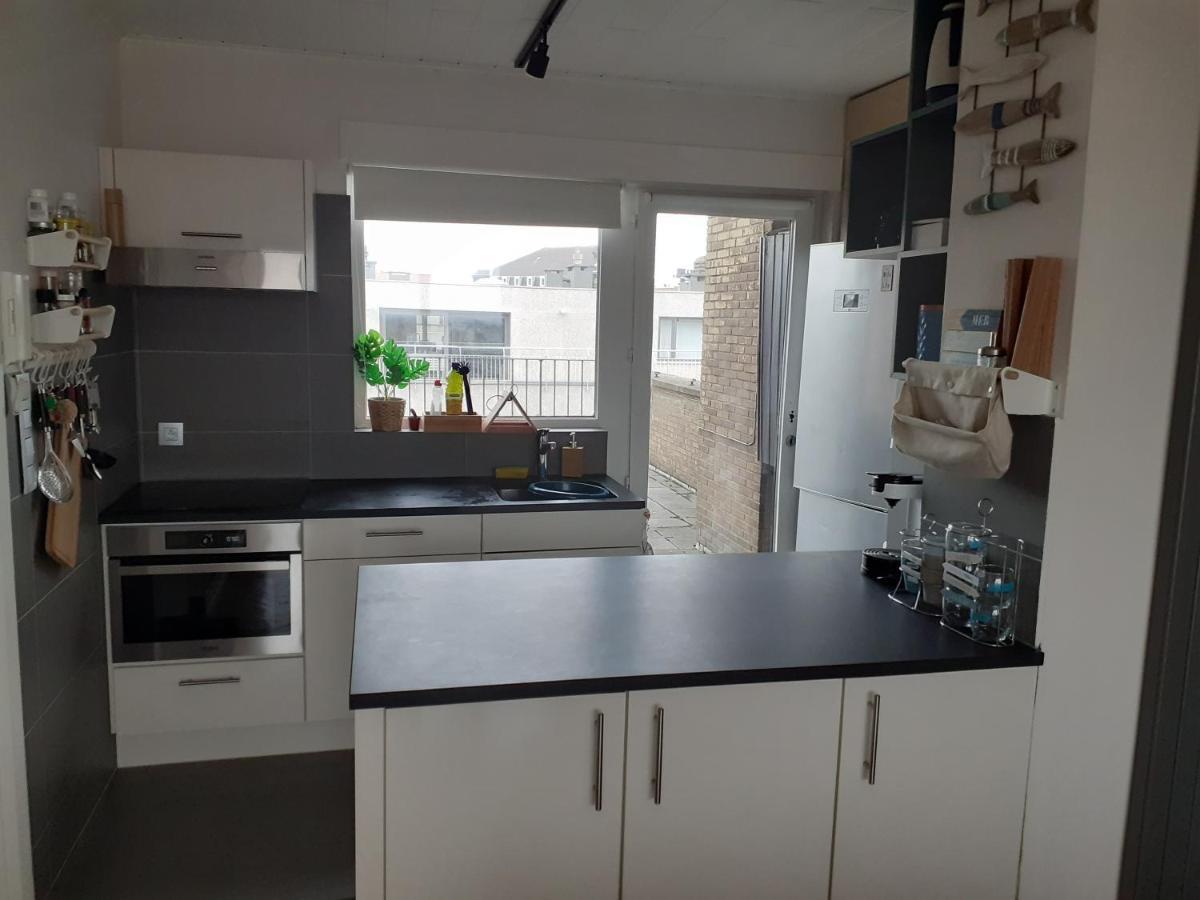 شقة Gezellig Centraal Gelegen Penthouse Oostende المظهر الخارجي الصورة